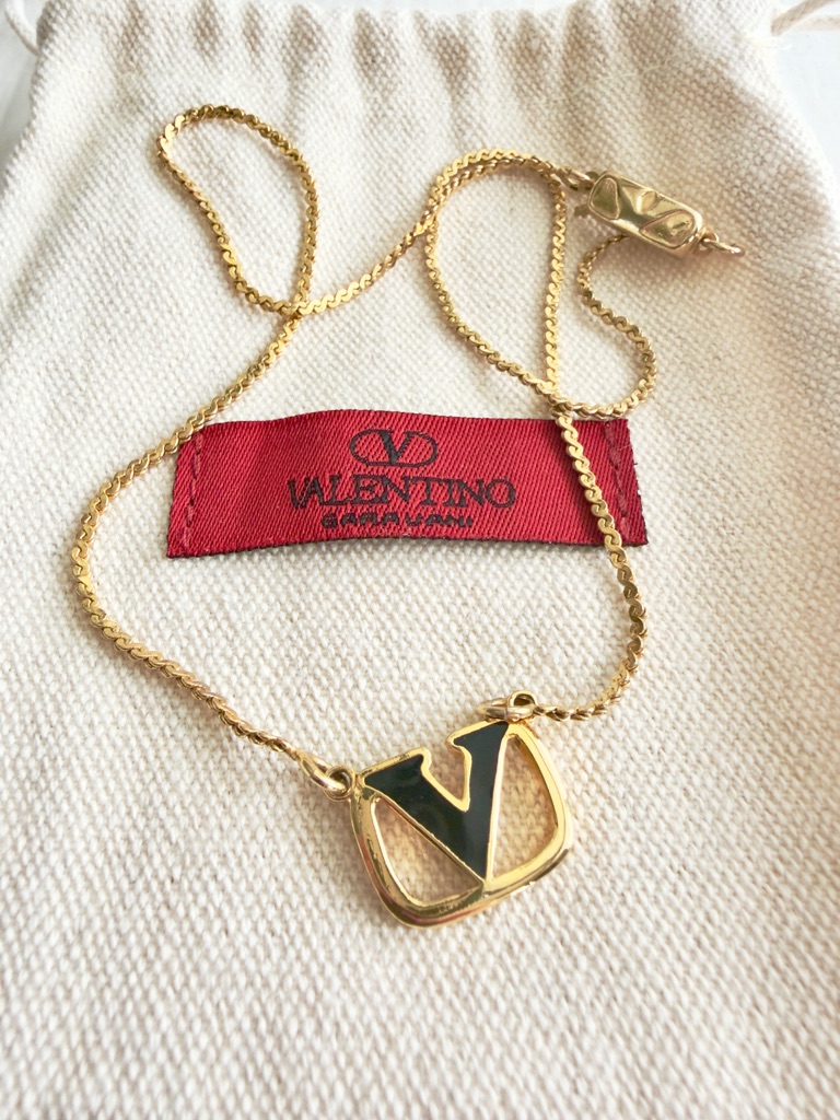 New Vintage Valentino Garavani Black V Logo Gold Necklace